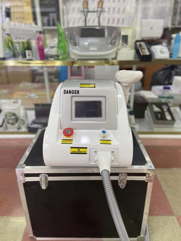 دستگاه لیزر کیوسوئیچ پاک کننده تاتو بارین شاپ